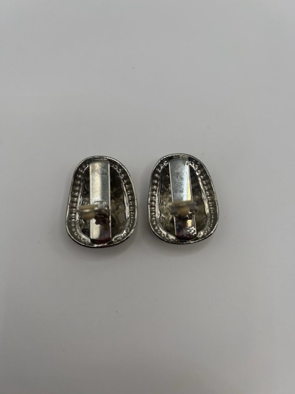 Park Lane Earrings Silver Tone Chunky Hammered Clip On Earrings Statement Fun - Picture 9 of 10